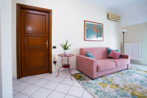 La casa di Azzurra Centro Città Appartamento fino a 4 posti letto e 2 bagni